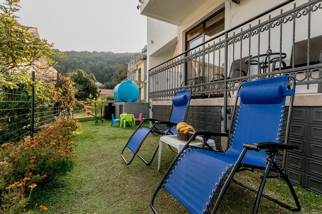 Apartments Gudelj Kamenari Ngoại thất bức ảnh